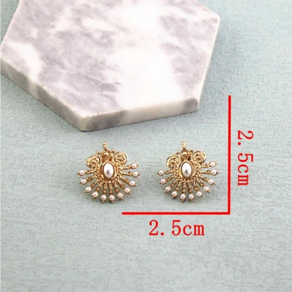 ⭐️ Firm Price ⭐️ Bundle Fashion Earrings - Picture 12 of 12